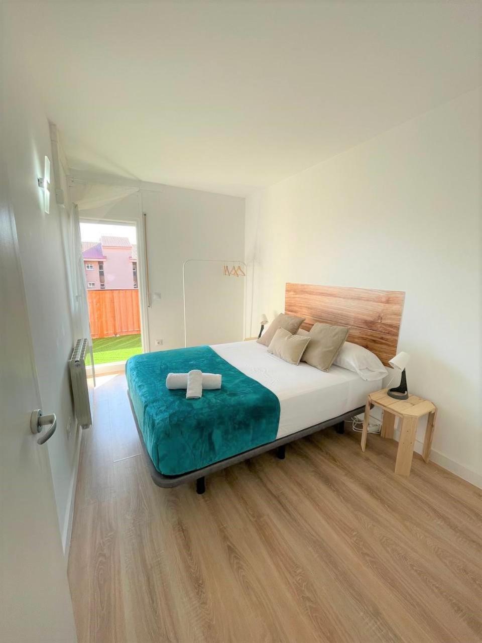 Apartamento Con Piscina Y Gran Terraza Con Vistas - Muy Cerca De La Playa, El Centro Y La Estacion Apartment Vilassar De Mar Exterior photo